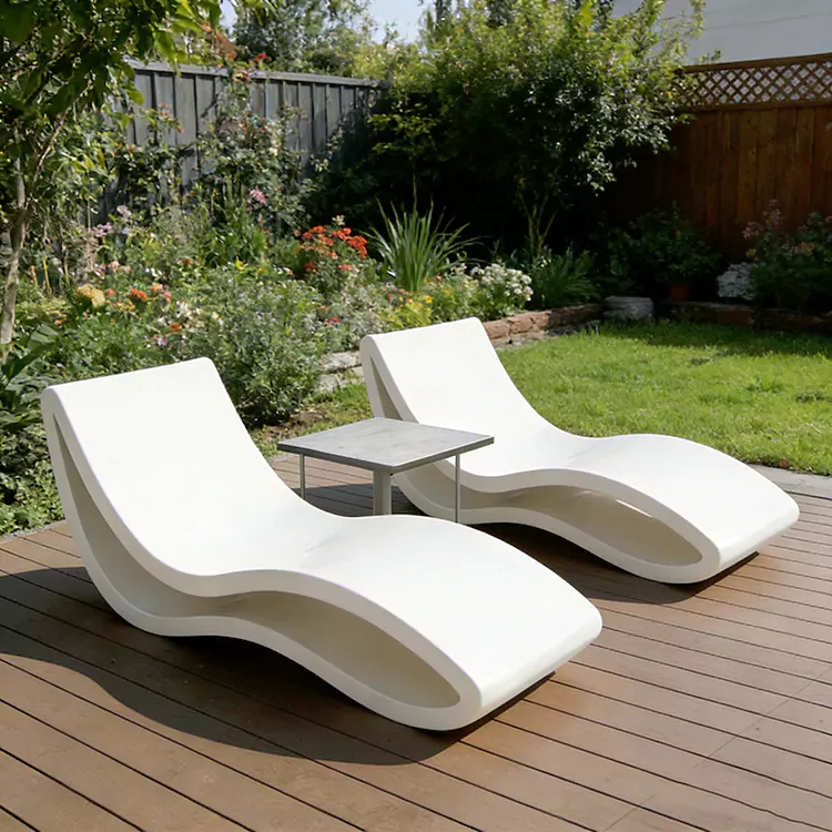 Suya davamlı fiberglas hovuz kənarında ultrabənövşəyi şüalara davamlı açıq şezlonq